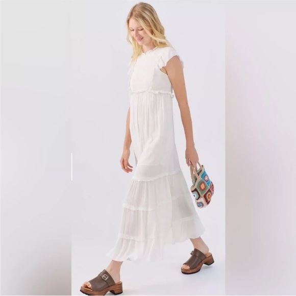 Urban Outfitters Maxi Dress Smocked in White Sz Large - Picture 1 of 4